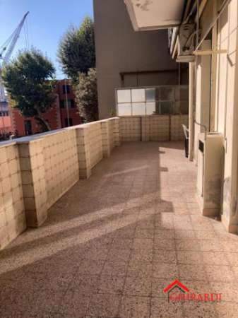 Foto Trilocale in affitto a Genova