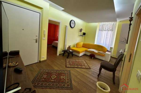 Foto Trilocale in affitto a Genova