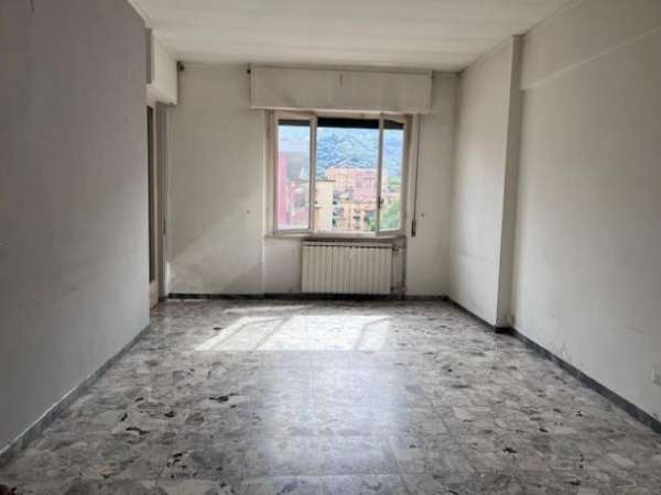 Foto Trilocale in affitto a La Spezia