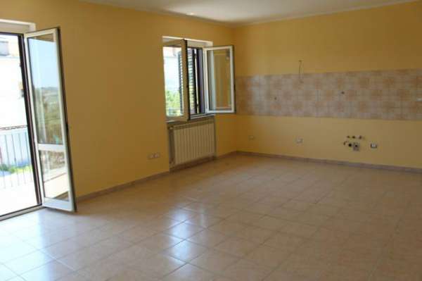 Foto Trilocale in affitto a Lanciano