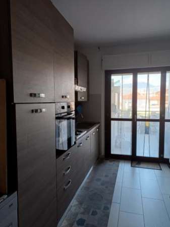 Foto Trilocale in affitto a Latina