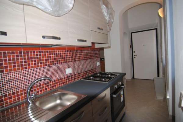 Foto Trilocale in affitto a Livorno