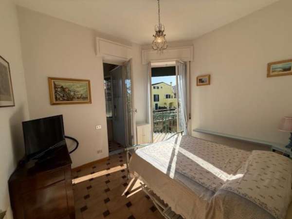 Foto Trilocale in affitto a Loano