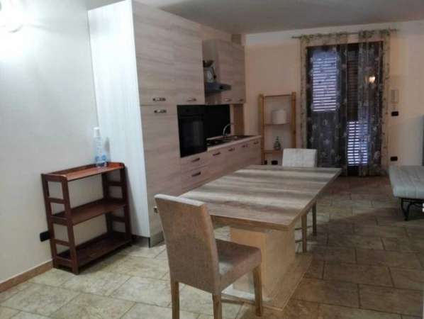 Foto Trilocale in affitto a Melilli