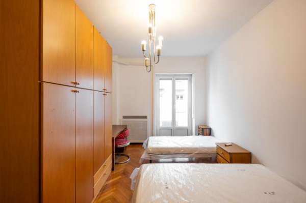 Foto Trilocale in affitto a Milano