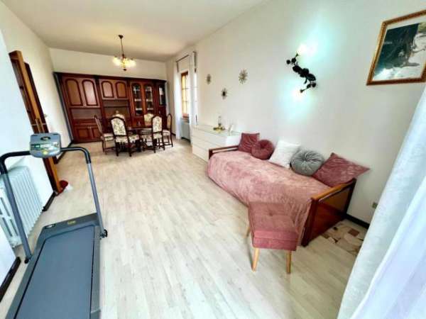 Foto Trilocale in affitto a Mosciano Sant'Angelo