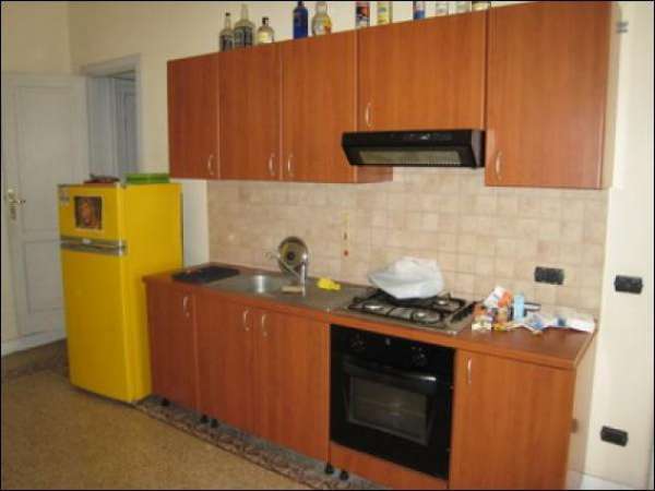 Foto Trilocale in affitto a Napoli