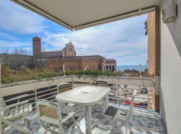 Foto Trilocale in affitto a Nettuno