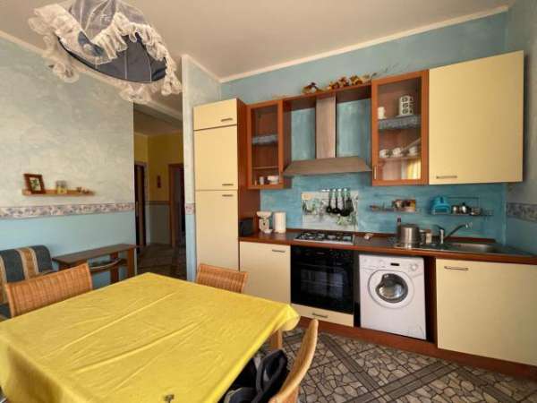 Foto Trilocale in affitto a Nettuno