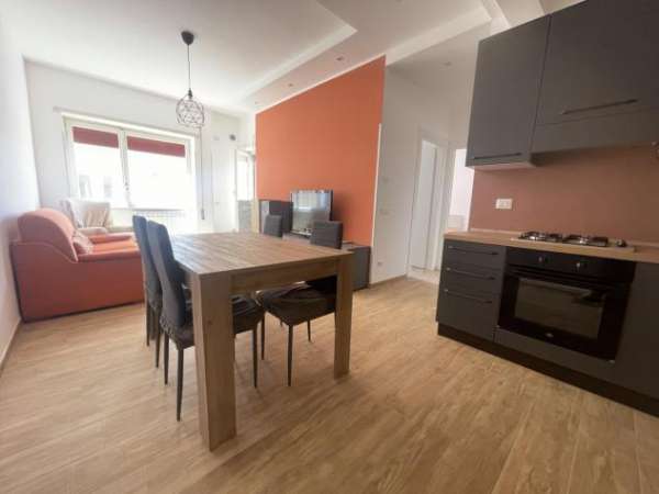 Foto Trilocale in affitto a Nettuno