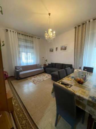 Foto Trilocale in affitto a Novara