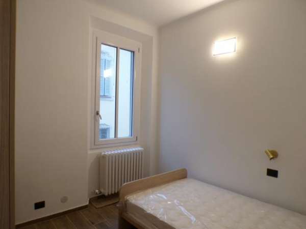 Foto Trilocale in affitto a Pavia