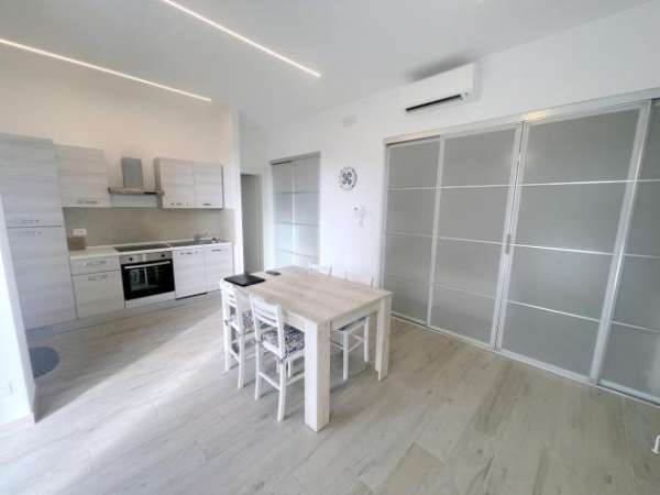 Foto Trilocale in affitto a Porto Recanati