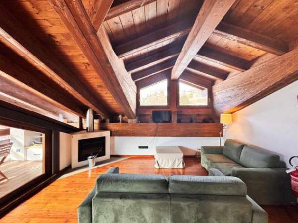 Foto Trilocale in affitto a Pr�-Saint-Didier