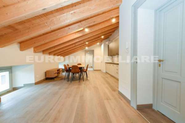 Foto Trilocale in affitto a Rezzato