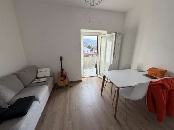 Foto Trilocale in affitto a Sarzana