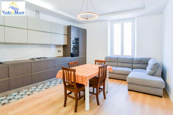 Foto Trilocale in affitto a Savona