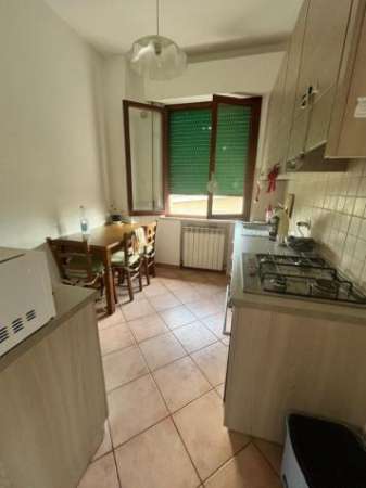 Foto Trilocale in affitto a Siena