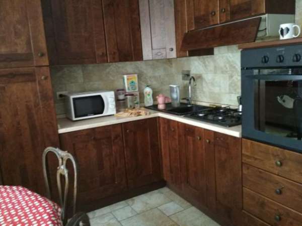 Foto Trilocale in affitto a Siena