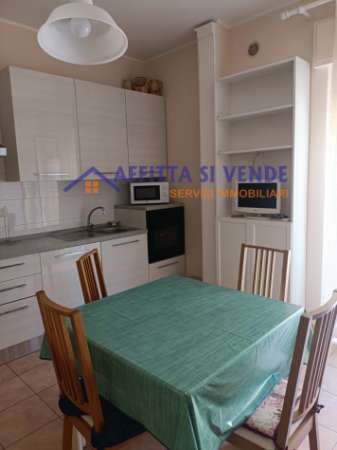 Foto Trilocale in affitto a Siracusa