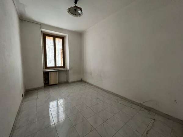 Foto Trilocale in affitto a Torino