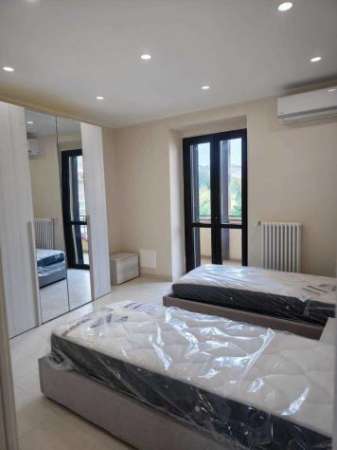 Foto Trilocale in affitto a Torino