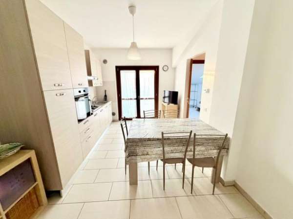 Foto Trilocale in affitto a Tortoreto