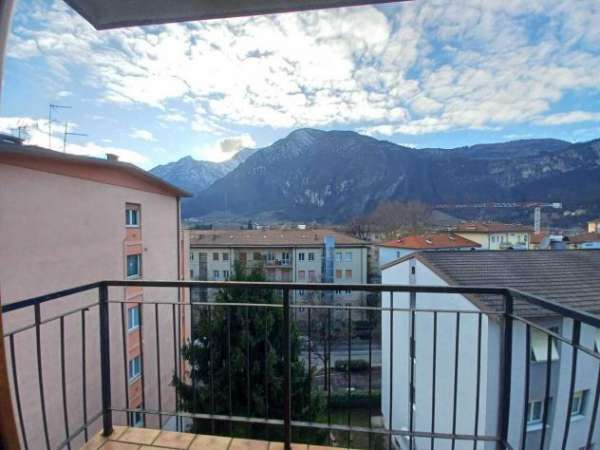 Foto Trilocale in affitto a Trento