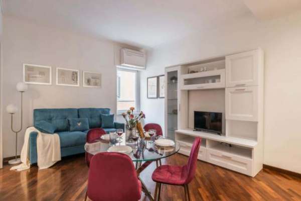 Foto Trilocale in zona Tridente