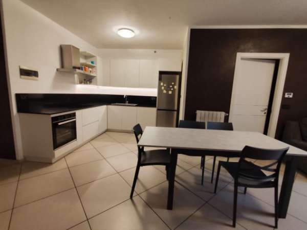 Foto TRILOCALE PER STUDENTI