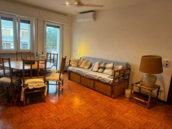 Foto trilocale ristrutturato