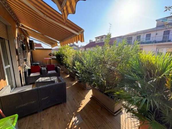 Foto TRILOCALE RISTRUTTURATO CON 30MQ DI TERRAZZO MM PIOLA