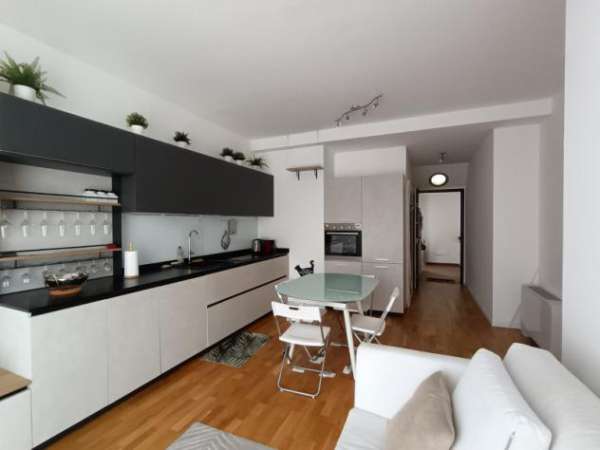 Foto TRILOCALE ZONA ISTRIA MM5