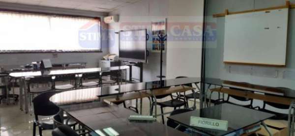 Foto Ufficio - Casoria . Rif.: UFFICIO CASORIA 180 MQ