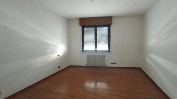 Foto Ufficio / Studio Medico in Palazzina con Ascensore