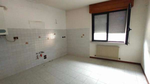 Foto Ufficio / Studio Medico in Palazzina con Ascensore