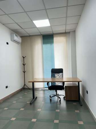 Foto Ufficio arredato pronta consegna tutto incluso