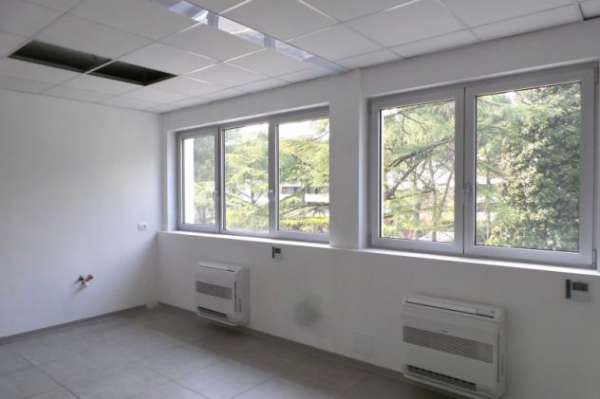 Foto Ufficio con segreteria 150mq