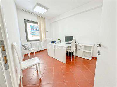 Foto Ufficio in Affitto, 1 Locale, 22 mq, Frascati
