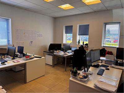 Foto Ufficio in Affitto, 5 Locali, 114 mq, Imola (Zona industriale)