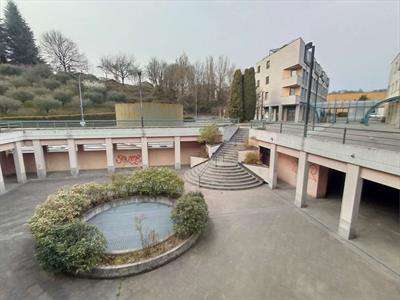 Foto Ufficio in Affitto, 5 Locali, 160 mq, Merate