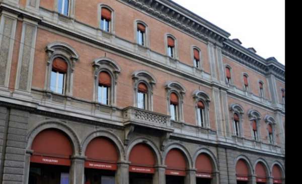 Foto Ufficio in affitto a Bologna, Centro storico