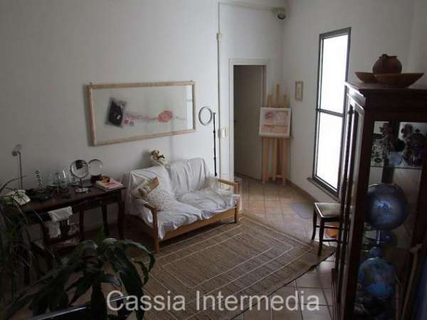 Foto Ufficio in affitto a Castel Sant'Elia - 2 locali 50mq