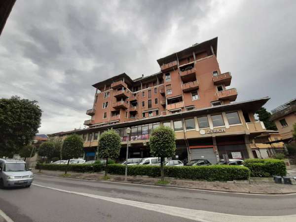 Foto Ufficio in Affitto a Gavardo