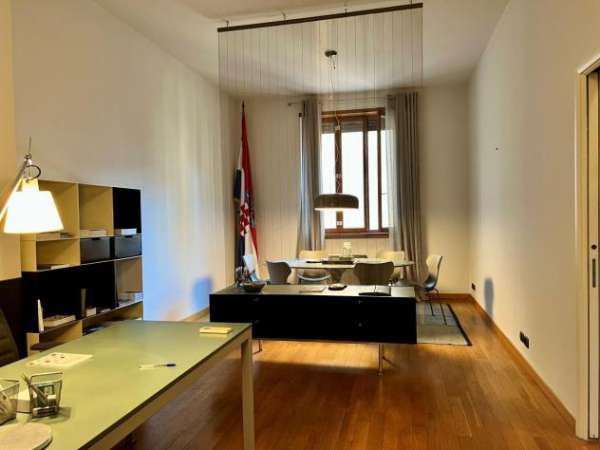 Foto Ufficio in affitto a Genova - 4 locali 63mq