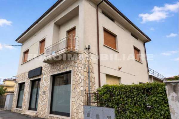 Foto Ufficio in affitto a Gussago