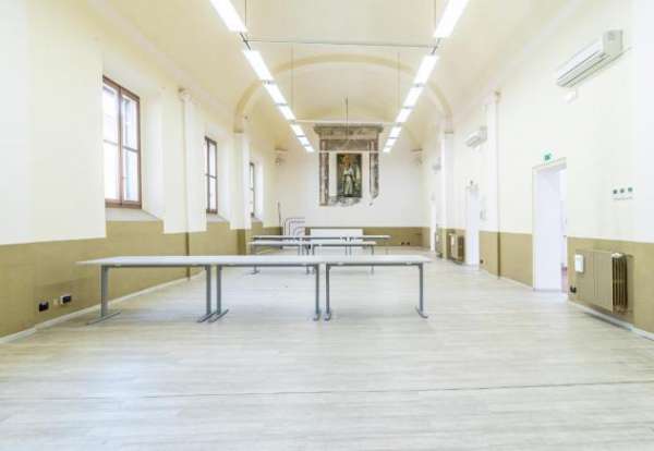 Foto Ufficio in affitto a Imola - 1 locale 220mq