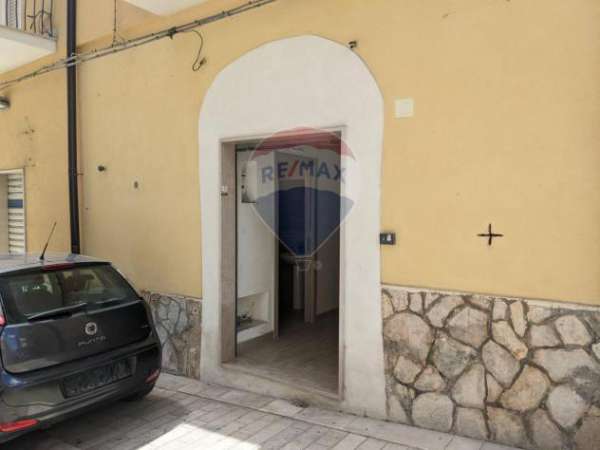Foto Ufficio in affitto a Manfredonia - 2 locali 50mq