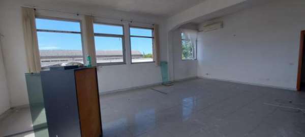 Foto Ufficio in affitto a Marina di Carrara - Carrara 85 mq  Rif: 1295111