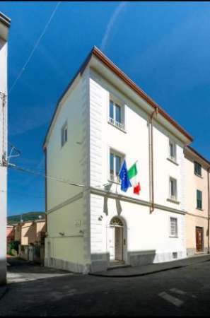 Foto Ufficio in affitto a Massa 200 mq  Rif: 1350240